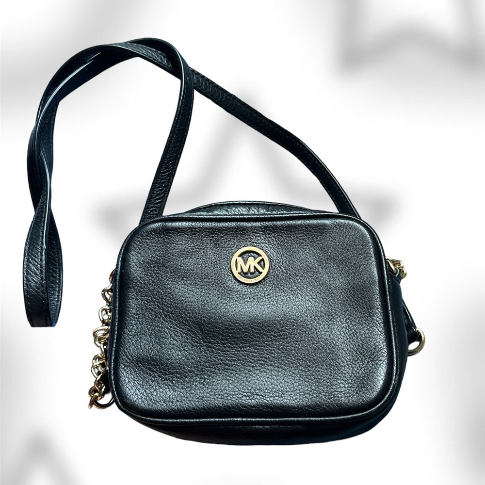 Small Michael Kors - Black Pebble Leather Crossbody Bag with Gold Hardware